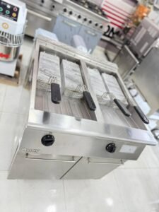 معدات مطاعم مستعملة للبيع في الرياض بحالة ممتازة