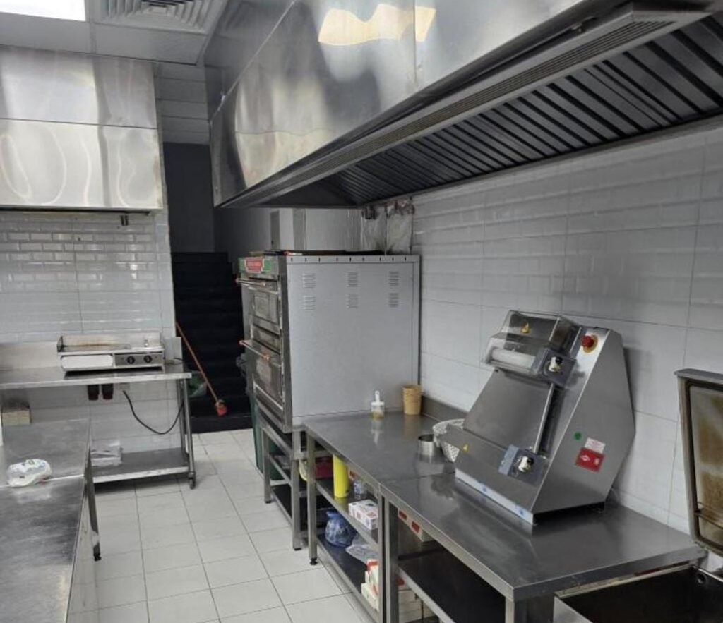 معدات المطاعم في الرياض